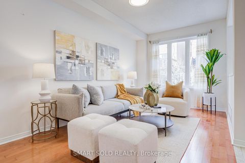 Photo 12 at 28 Catalpa Crescent, Patterson, Vaughan