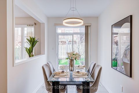 Photo 15 at 28 Catalpa Crescent, Patterson, Vaughan