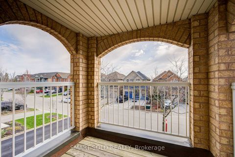 Photo 29 at 28 Catalpa Crescent, Patterson, Vaughan