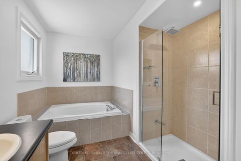 Photo 20 at 78 Rhodes Circle, Glenway Estates, Newmarket