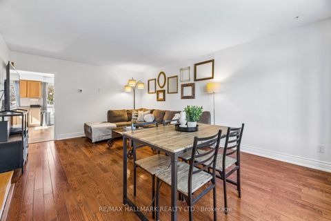 Photo 8 at 157 Barkley Crescent, Vanier, Oshawa