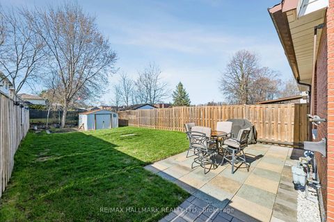 Photo 25 at 157 Barkley Crescent, Vanier, Oshawa