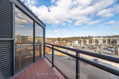 Photo 32 at 305 - 100 Arbors Lane, West Woodbridge, Vaughan