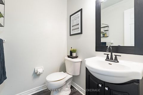 Photo 11 at 203 Thrushwood Drive, 400 West, Barrie