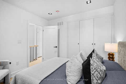 Photo 29 at 25 Coolmine Road, Little Portugal, Toronto