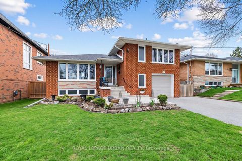 Photo 1 at 10 Kenewen Court, Victoria Village, Toronto