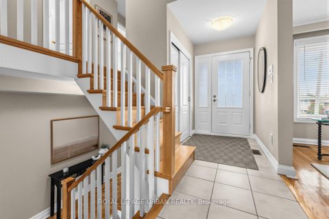 Photo 5 at 10 Kenewen Court, Victoria Village, Toronto