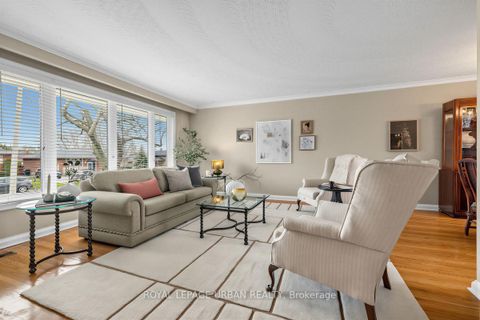 Photo 6 at 10 Kenewen Court, Victoria Village, Toronto