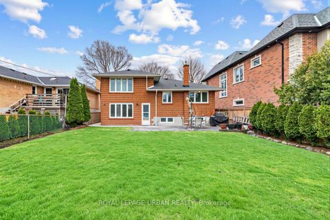 Photo 27 at 10 Kenewen Court, Victoria Village, Toronto