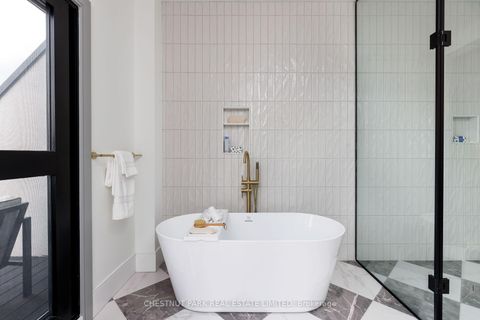 Photo 25 at 269 Euclid Avenue, Bellwoods, Toronto