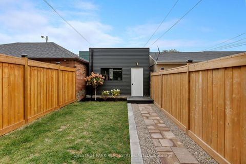 Photo 41 at 269 Euclid Avenue, Bellwoods, Toronto