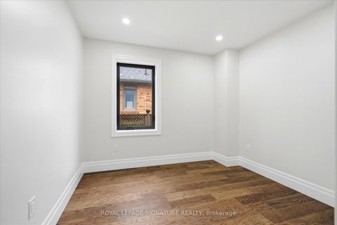 Photo 15 at 24 Treeview Drive, Alderwood, Toronto