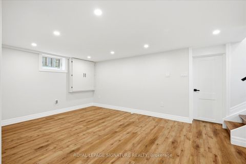 Photo 26 at 24 Treeview Drive, Alderwood, Toronto