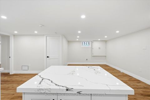 Photo 32 at 24 Treeview Drive, Alderwood, Toronto