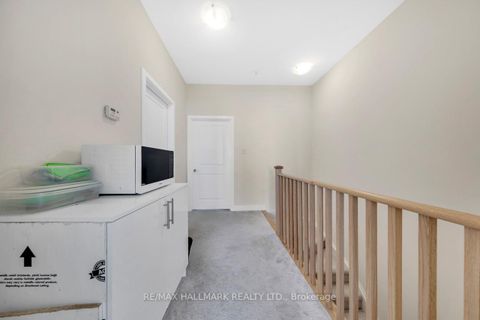 Photo 9 at 46 William Duncan Road, CFB, Toronto