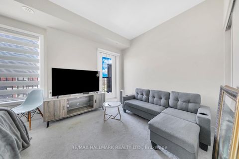 Photo 11 at 46 William Duncan Road, CFB, Toronto