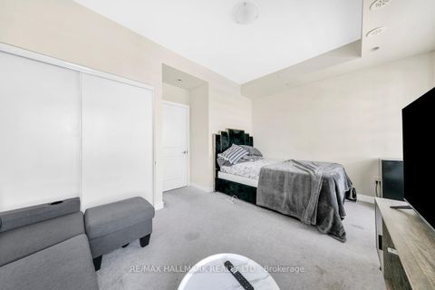 Photo 12 at 46 William Duncan Road, CFB, Toronto