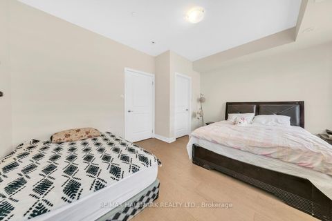 Photo 27 at 46 William Duncan Road, CFB, Toronto