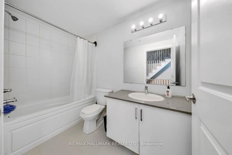 Photo 28 at 46 William Duncan Road, CFB, Toronto