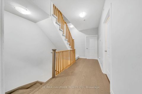 Photo 29 at 46 William Duncan Road, CFB, Toronto