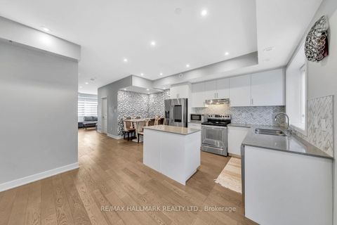 Photo 43 at 46 William Duncan Road, CFB, Toronto