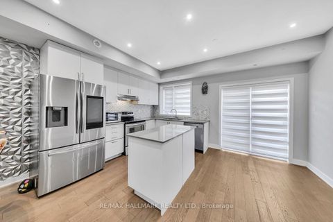 Photo 44 at 46 William Duncan Road, CFB, Toronto