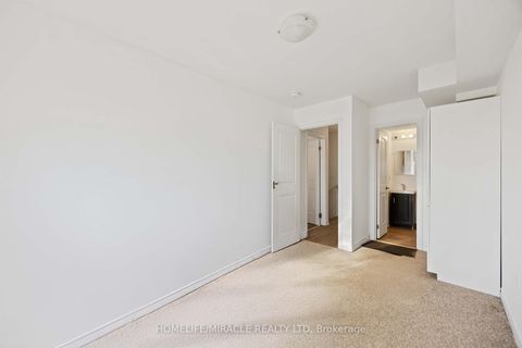 Photo 25 at 11 - 244 Penetanguishene Road, Georgian Drive, Barrie