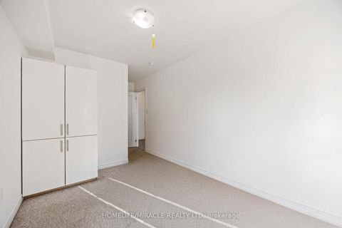 Photo 28 at 11 - 244 Penetanguishene Road, Georgian Drive, Barrie