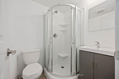 Photo 29 at 11 - 244 Penetanguishene Road, Georgian Drive, Barrie