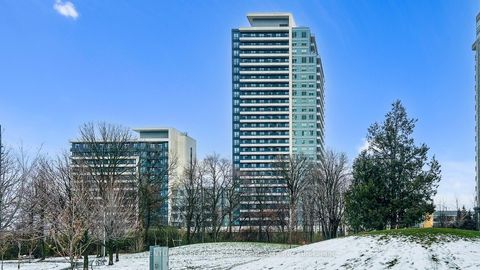 Photo 1 at 1404 - 7890 Bathurst Street, Beverley Glen, Vaughan