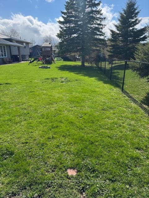 Photo 23 at 72 Douglas Street, Sutton & Jackson's Point, Georgina