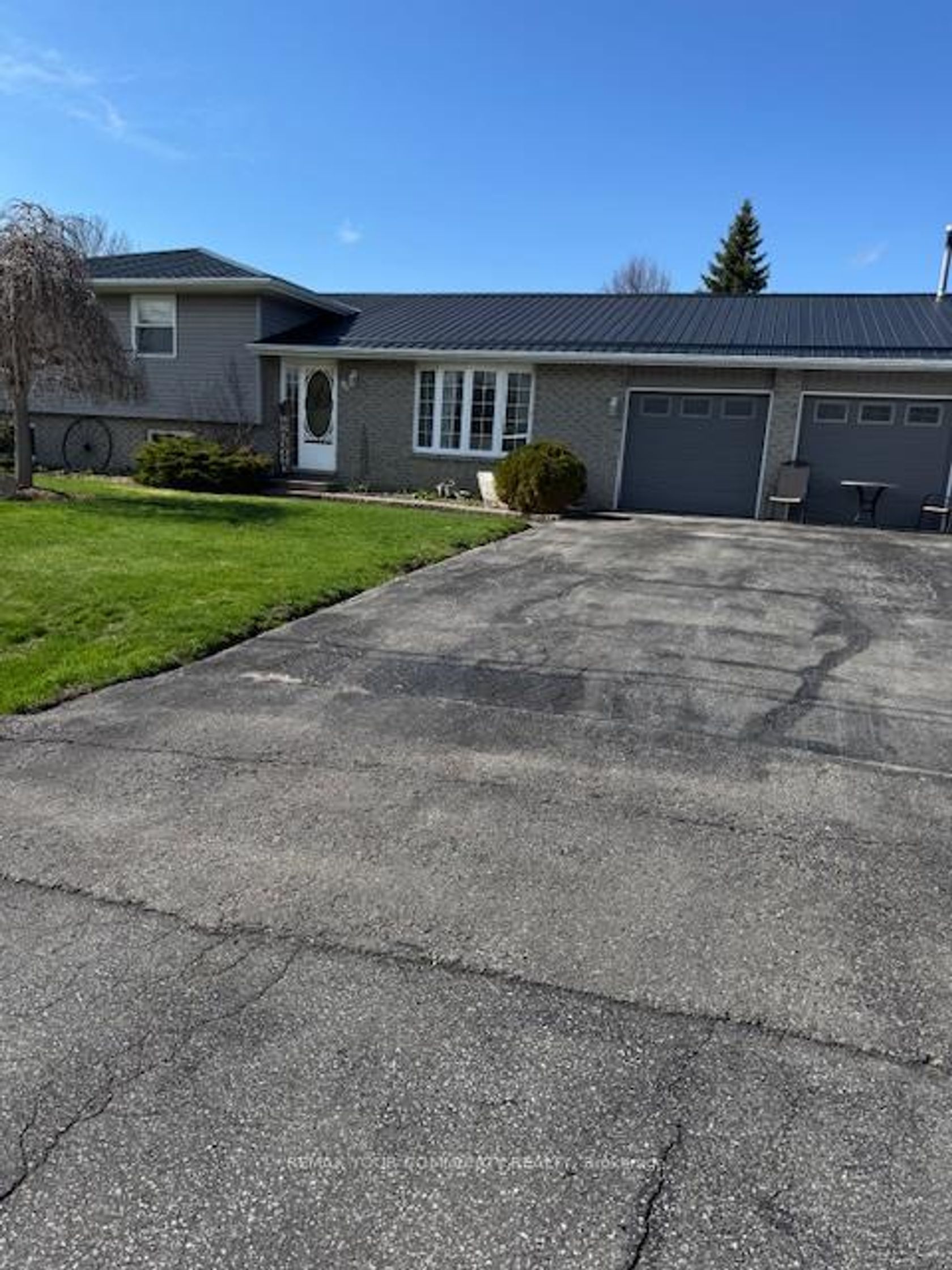 72 Douglas Street, Sutton & Jackson