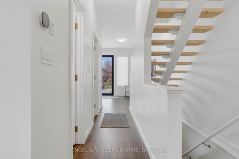 Photo 4 at 142 Athabaska Road, Holly, Barrie