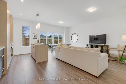 Photo 6 at 142 Athabaska Road, Holly, Barrie