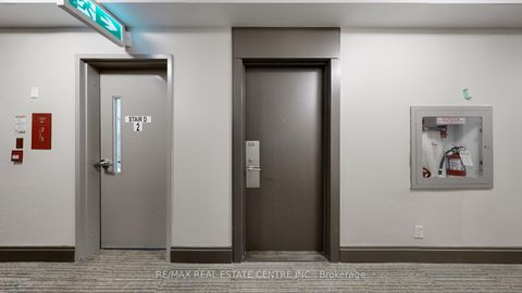 Photo 19 at 228 - 7900 Bathurst Street, Beverley Glen, Vaughan