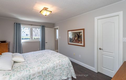 Photo 16 at 42 Allenvale Drive, Aurora Highlands, Aurora