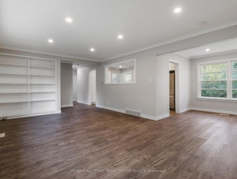 Photo 4 at 58 Queen Street, Sutton & Jackson's Point, Georgina