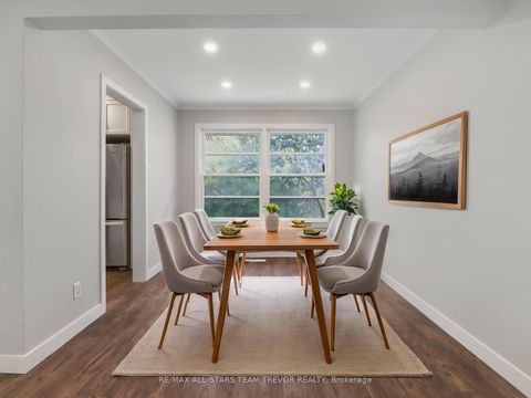 Photo 5 at 58 Queen Street, Sutton & Jackson's Point, Georgina