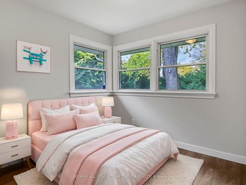 Photo 14 at 58 Queen Street, Sutton & Jackson's Point, Georgina