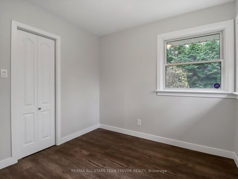 Photo 16 at 58 Queen Street, Sutton & Jackson's Point, Georgina