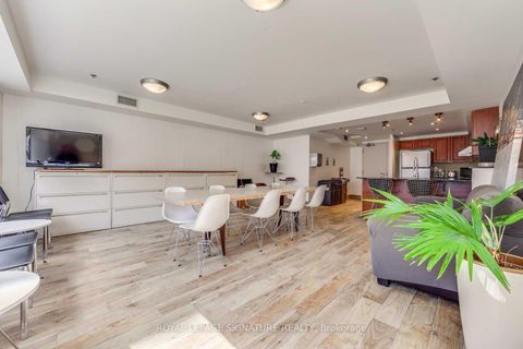 Photo 11 at 1004 - 225 Wellesley Street E, South St. James Town, Toronto