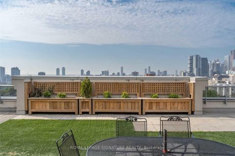 Photo 18 at 1004 - 225 Wellesley Street E, South St. James Town, Toronto