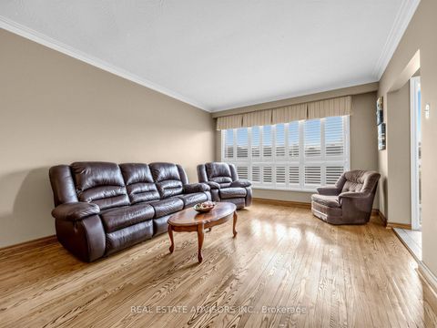 Photo 4 at 175 Lindylou Road, Humbermede, Toronto