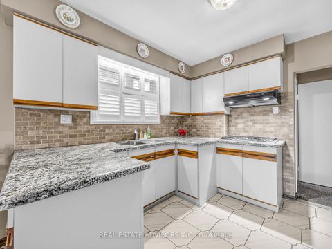 Photo 10 at 175 Lindylou Road, Humbermede, Toronto