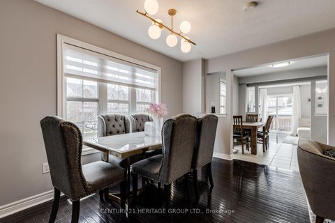 Photo 7 at 117 Four Seasons Crescent, Woodland Hill, Newmarket