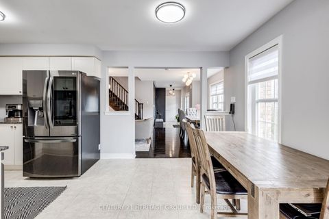 Photo 12 at 117 Four Seasons Crescent, Woodland Hill, Newmarket