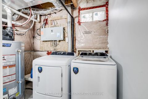 Photo 27 at 117 Four Seasons Crescent, Woodland Hill, Newmarket