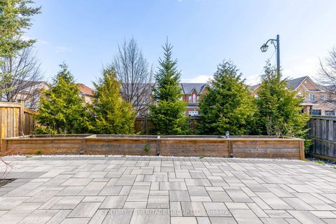 Photo 34 at 117 Four Seasons Crescent, Woodland Hill, Newmarket