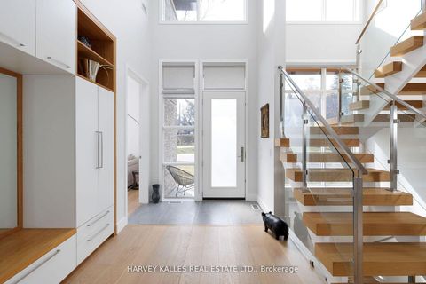 Photo 3 at 43 Ballacaine Drive, Queensway, Toronto