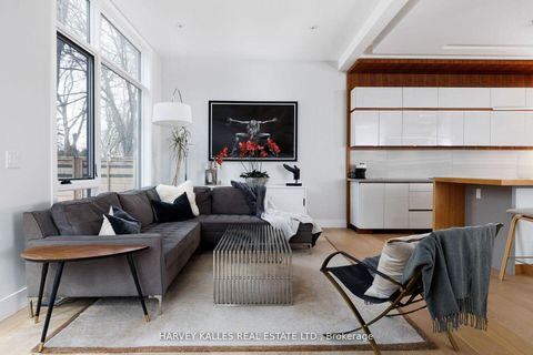 Photo 15 at 43 Ballacaine Drive, Queensway, Toronto